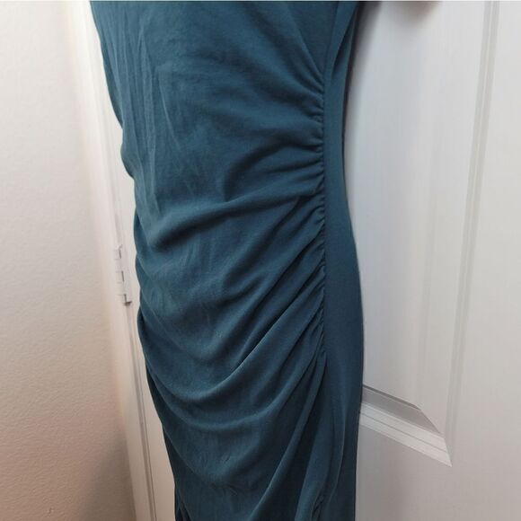 AMPERSAND AVENUE Ruched Short Sleeve Dress - Picture 5 of 10